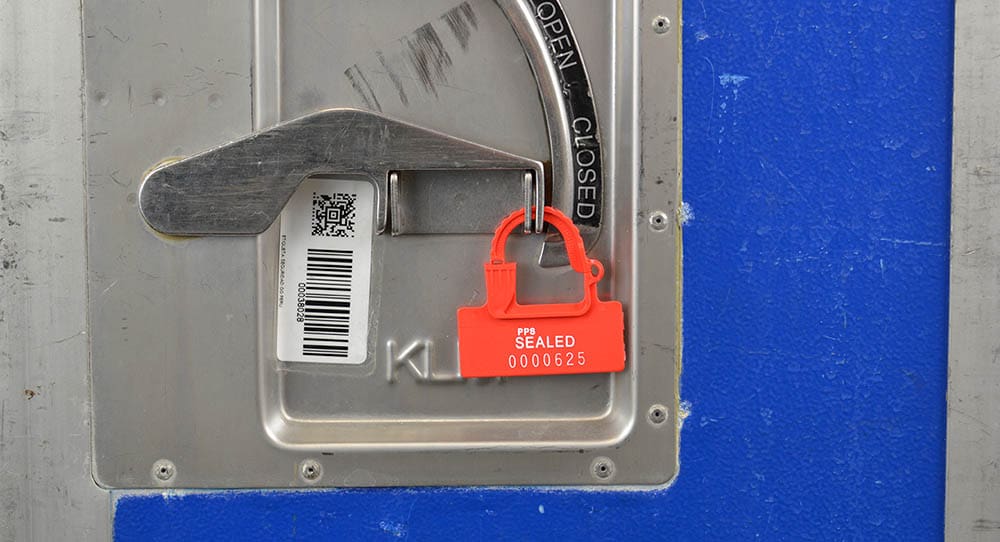 Trolley verzegeld met padlock seal